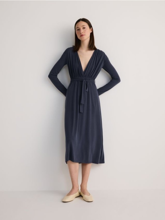 Sukienka midi z modalem - granatowy