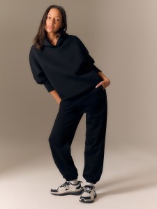 4F Bluza dresowa loose z kapturem damska - czarna S