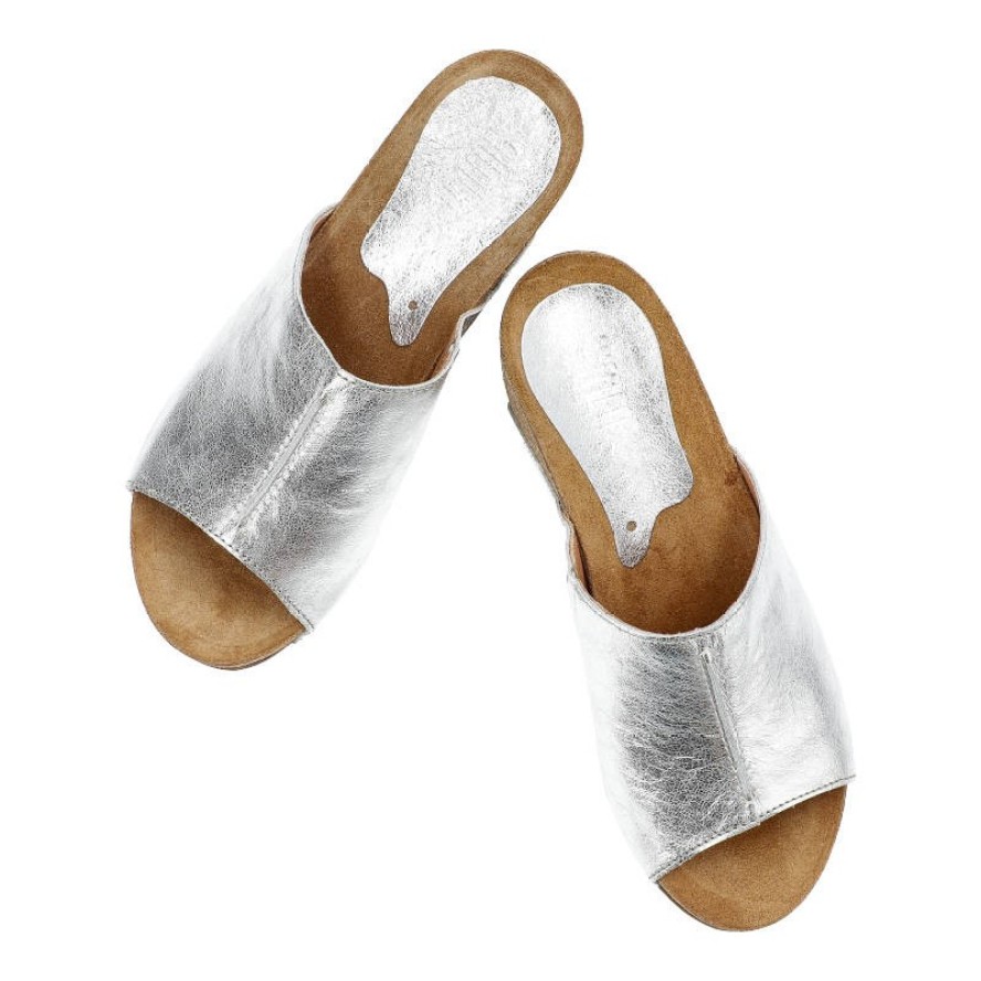 Srebrne Klapki Simen Wygodne Skórzane Buty Na Koturnie