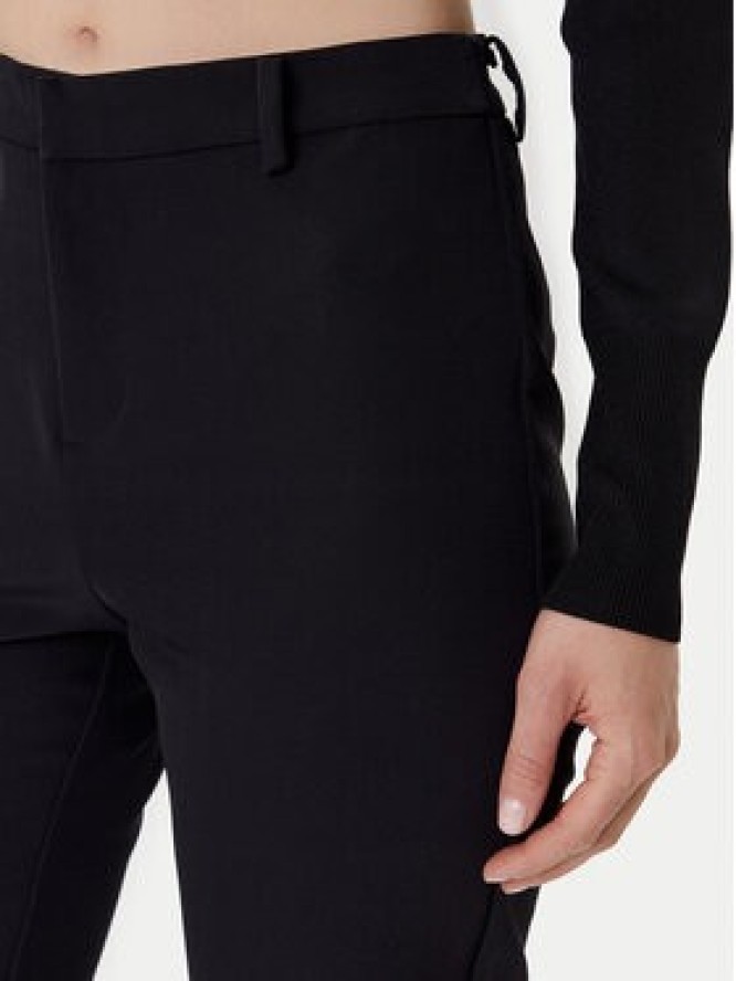 ONLY Spodnie capri Gitta 15349571 Czarny Slim Fit