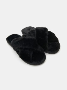 Kapcie ze sztucznym futrem - czarny
