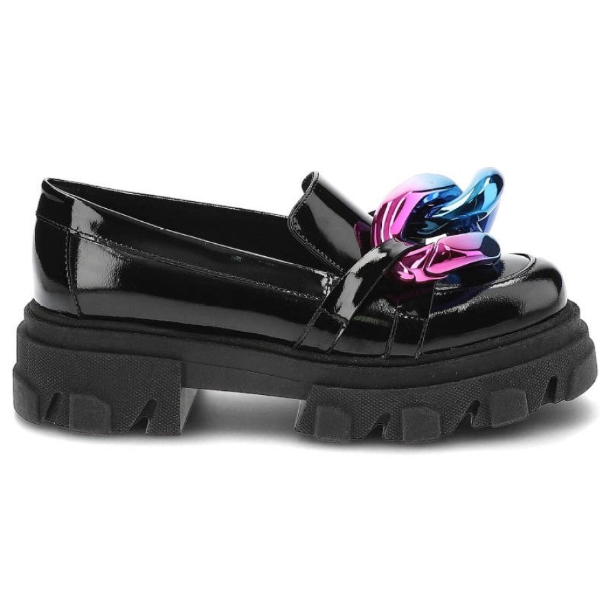 Półbuty damskie Carinii, na grubej podeszwie z ozdobnym detalem, czarne, B7937_-037-000-000-E33