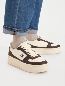 Tommy Jeans Sneakersy Archive '98 Max EN0EN03082 Brązowy