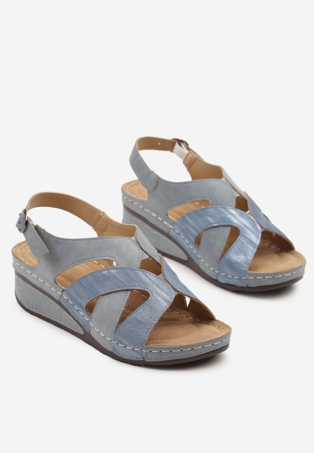 Niebieskie Sandały Vices z Ozdobnymi Paskami Oviama