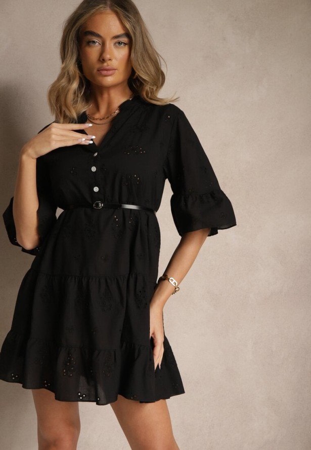 Czarna Rozkloszowana Sukienka Koszulowa z Bawełny Zdobiona Haftem i Falbanami Filarosa
