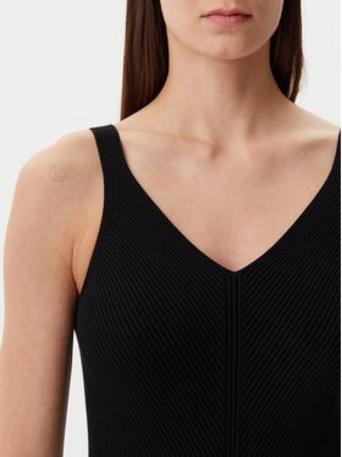 Lacoste Sukienka dzianinowa EF9270 Czarny Slim Fit