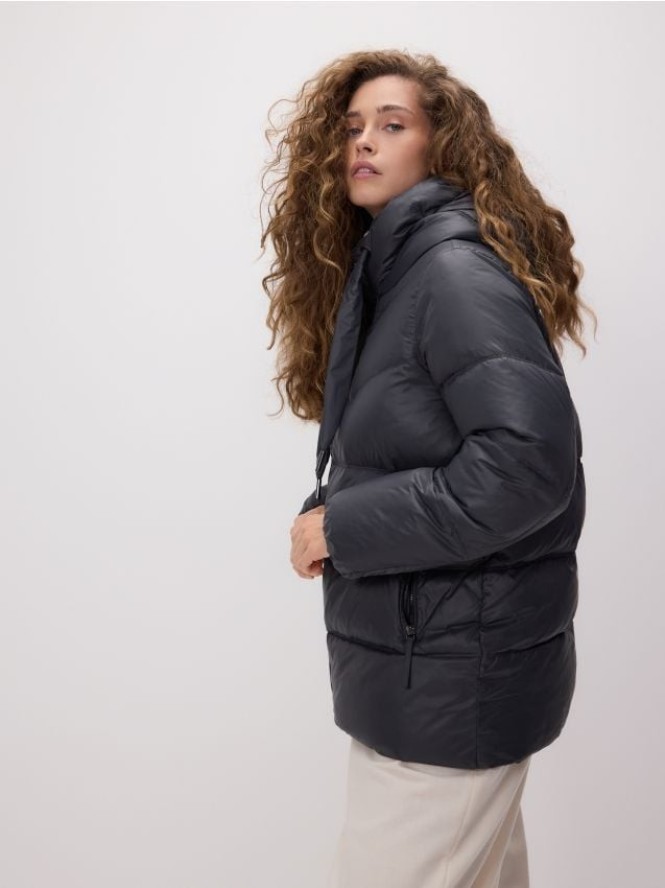 Puchowa kurtka z kapturem - ciemnoszary