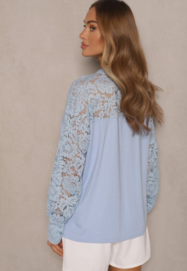 Niebieska Bluzka z Wiskozą z Koronką Eviriva