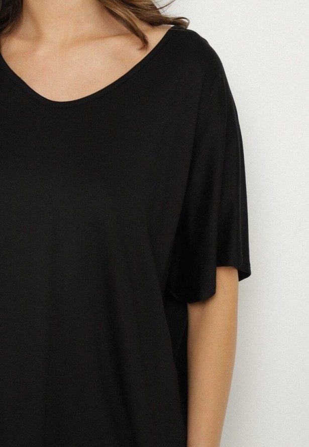 Czarny T-shirt z Wiskozą o Kroju Nietoperza Liosma