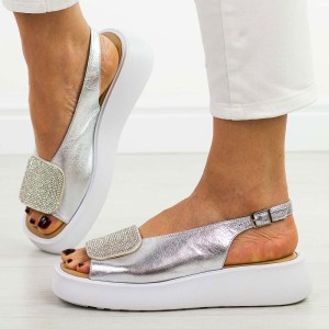 Srebrne skórzane Polskie sandały damskie na platformie Deoni D107a