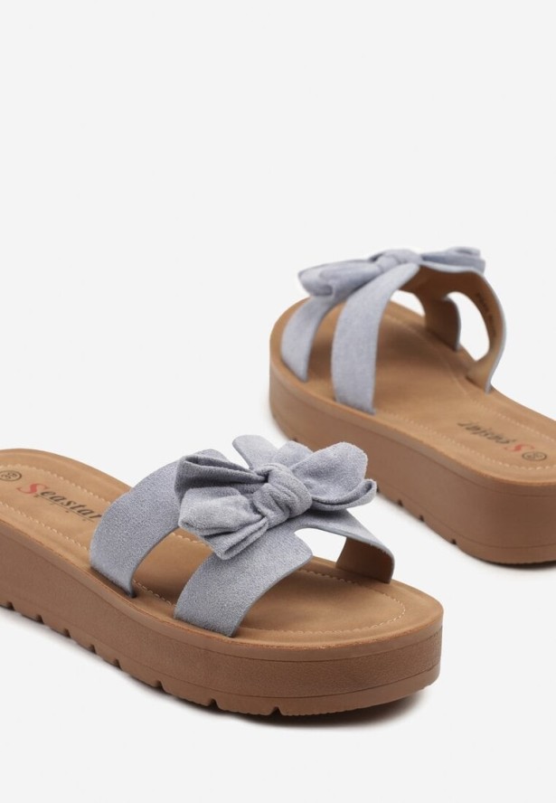 Niebieskie Klapki na Niskiej Platformie z Kokardką Ravirise