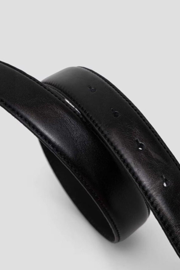 GUESS Czarny damski pasek H30, Rozmiar S