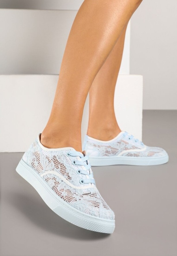 Jasnoniebieskie Tenisówki Ozdobione Koronką Orrisanne