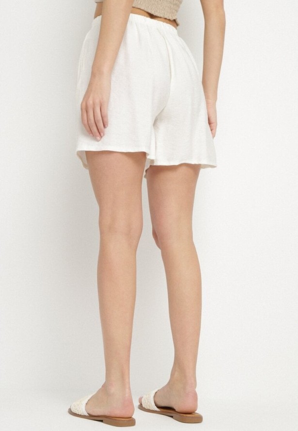 Jasnobeżowe Bawełniane Szorty z Wysokim Stanem Ozdobione Wiązaniem Filomira