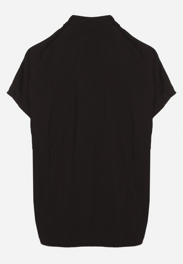 Czarna Nietoperzowa Bluzka Oversize z Wiskozą z Dekoltem w Serek Davilisa