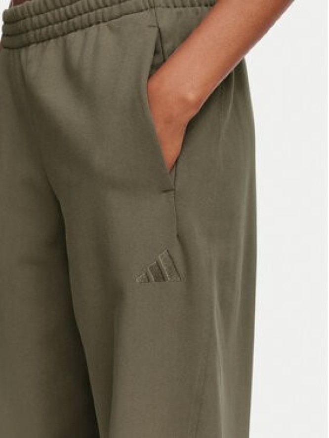 adidas Spodnie dresowe Small Logo KV9838 Beżowy ciemny Barrel Fit