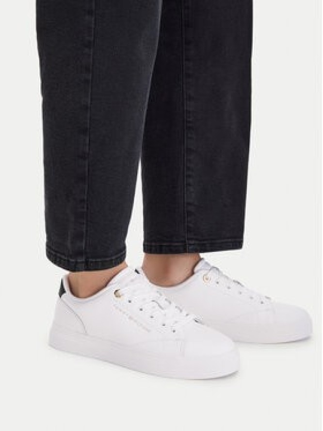 Tommy Hilfiger Sneakersy Th Chic Sneaker FW0FW09105 Biały