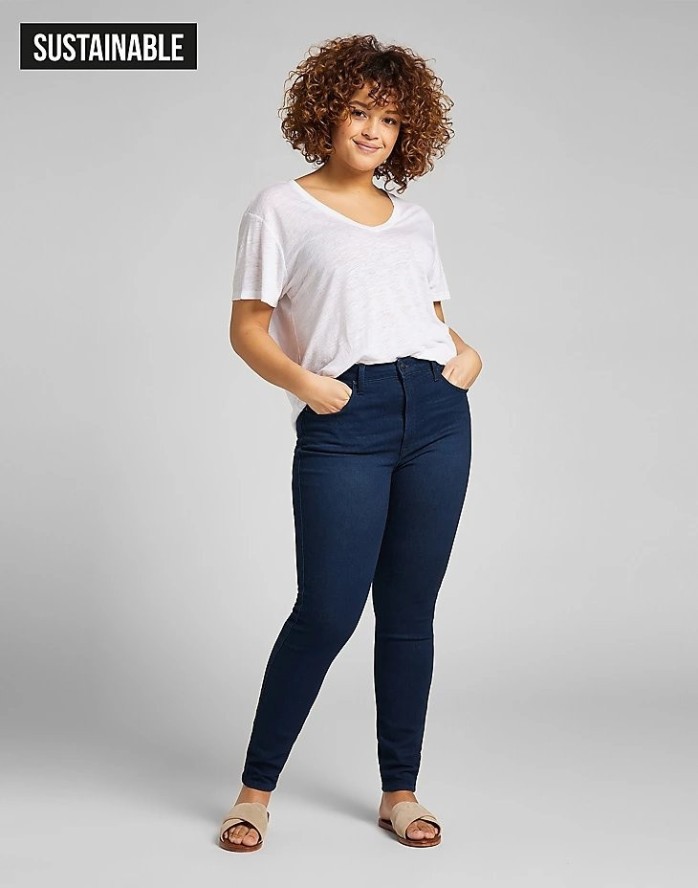 Damskie spodnie jeansowe LEE Super High Scarlett DARK EVITA L32GPVYY 112107495