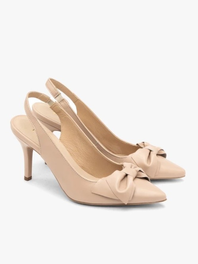 Czółenka typu slingback z kokardką