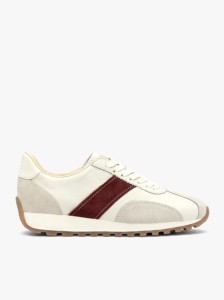Kremowe buty sportowe z bordowym paskiem