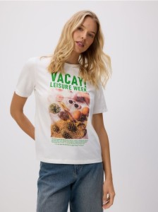 T-shirt z nadrukiem - złamana biel