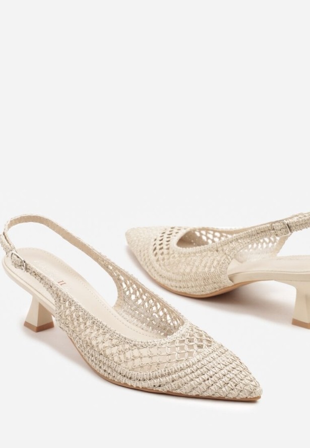 Białe Sandały na Kaczuszce Typu Slingback z Ażurową Cholewką Olzivia