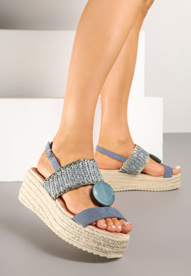 Niebieskie Sandały na Plecionej Platformie z Ozdobą Faloti