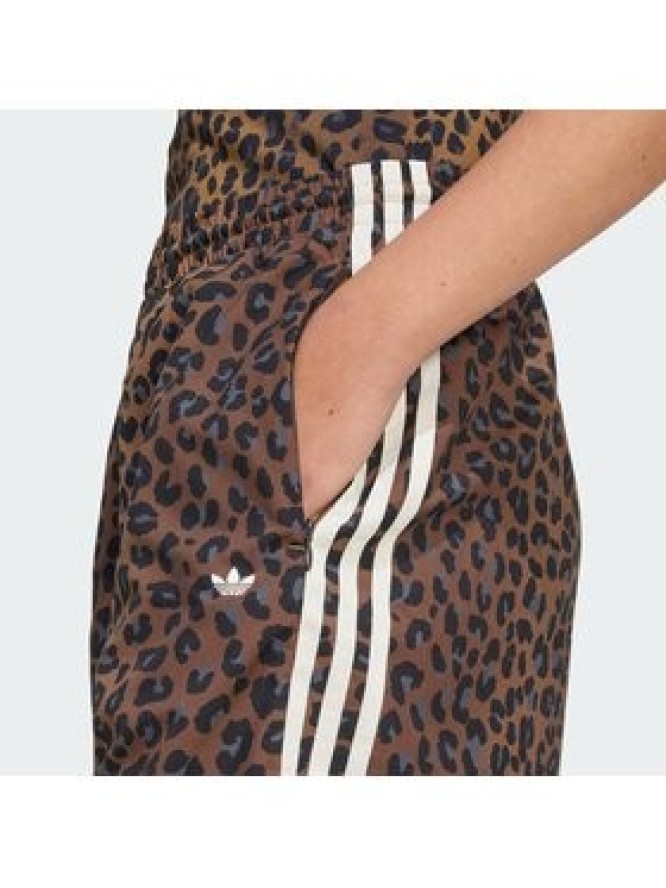 adidas Spodnie dresowe Leopard Firebird JW7302 Brązowy Wide Leg