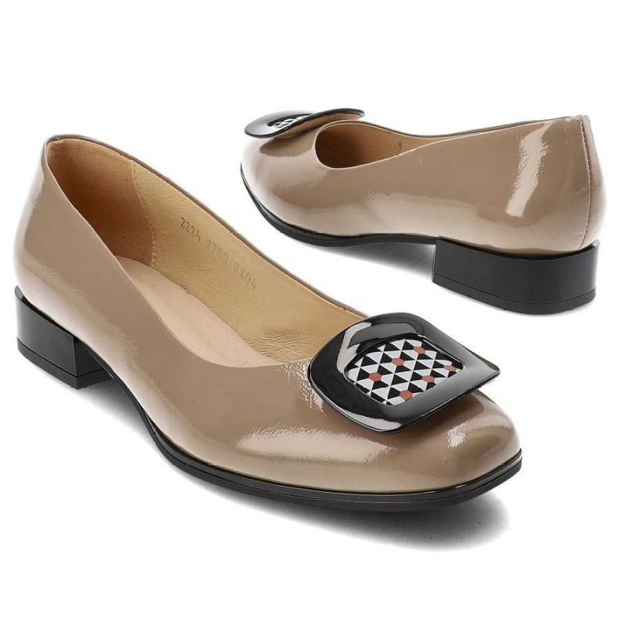 Beżowe Czółenka Armodo Eleganckie Obuwie Damskie Z Ozdobną Broszką