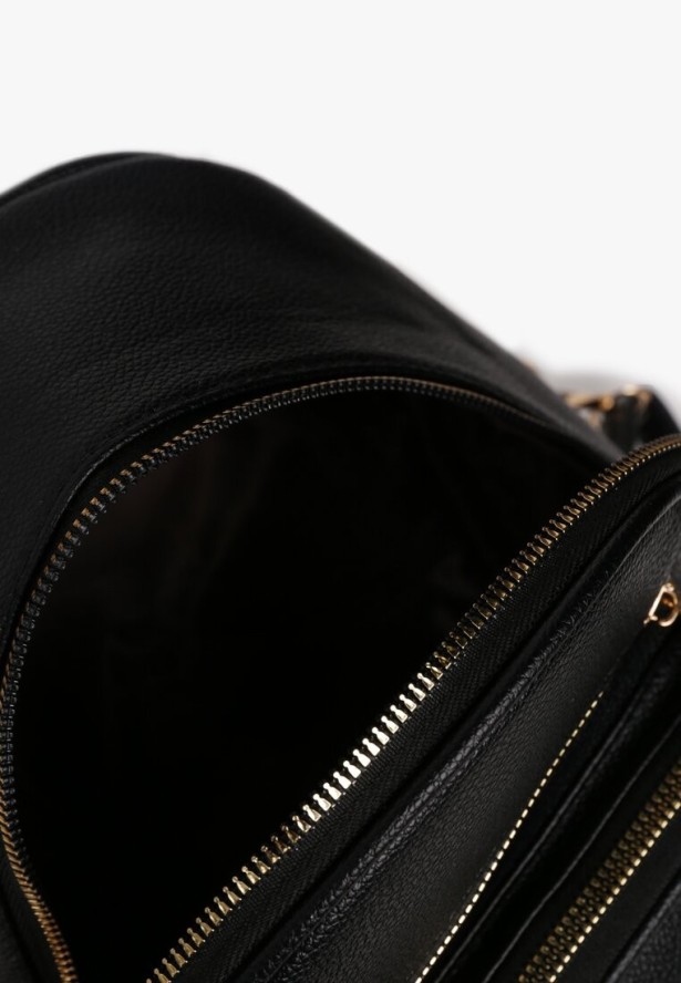 Czarny Plecak z Odpinanymi Paskami z Regulacją i Suwakami Icenatia