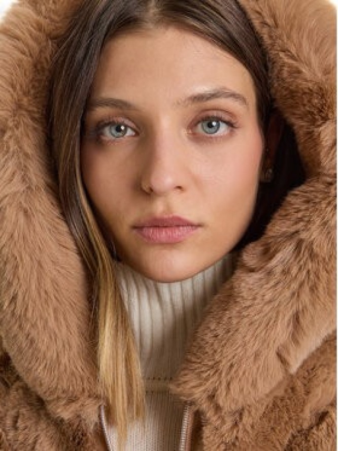 Rinascimento Bezrękawnik CFC0122220003 Beżowy Regular Fit