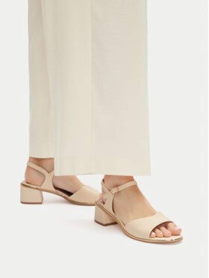 Lasocki Sandały WYL3784-1Z Beżowy