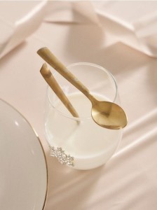 Świąteczne złote łyżeczki w gwiazdy 4 pack - złoty