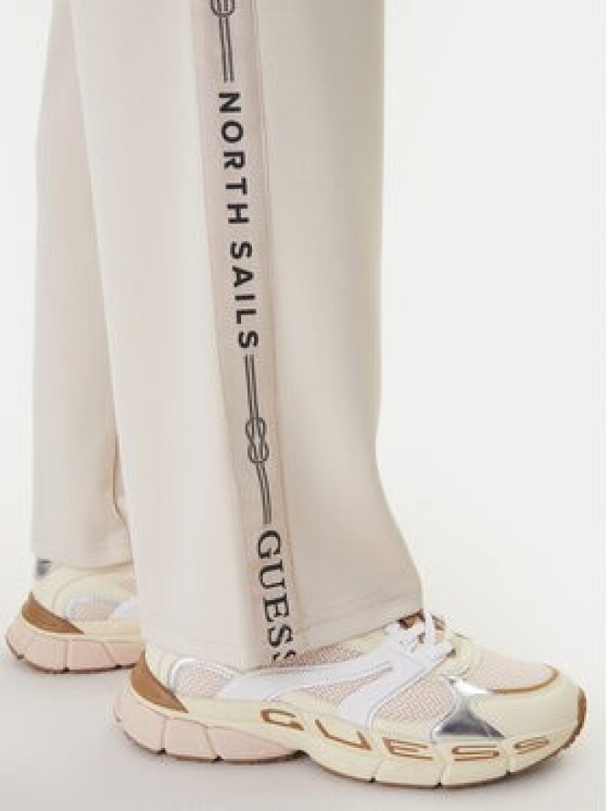 Guess Spodnie dresowe W6GB29 K3282 Beżowy Regular Fit