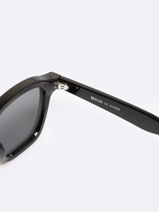 Okulary przeciwsłoneczne czarne Kari 906