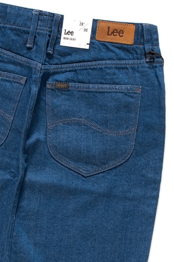 SPÓDNICA JEANSOWA LEE MOM SKIRT RINSE L38MRE36 112108265