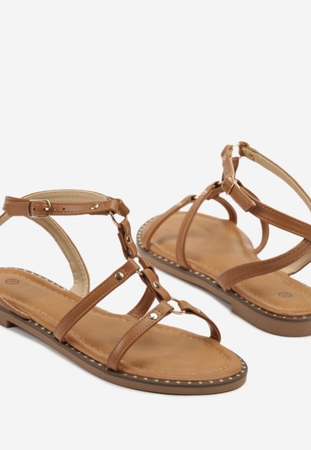 Brązowe Sandały z Drobnymi Nitami i Cienkimi Paskami Veveria