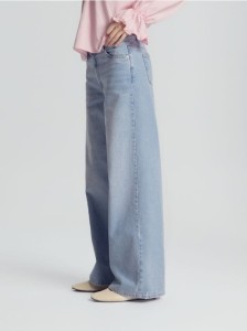 Jeansy wide leg ze średnim stanem - niebieski