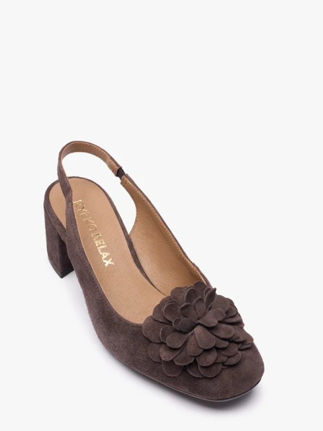 Ciemnobrązowe czółenka bez pięty slingback z kwiatem