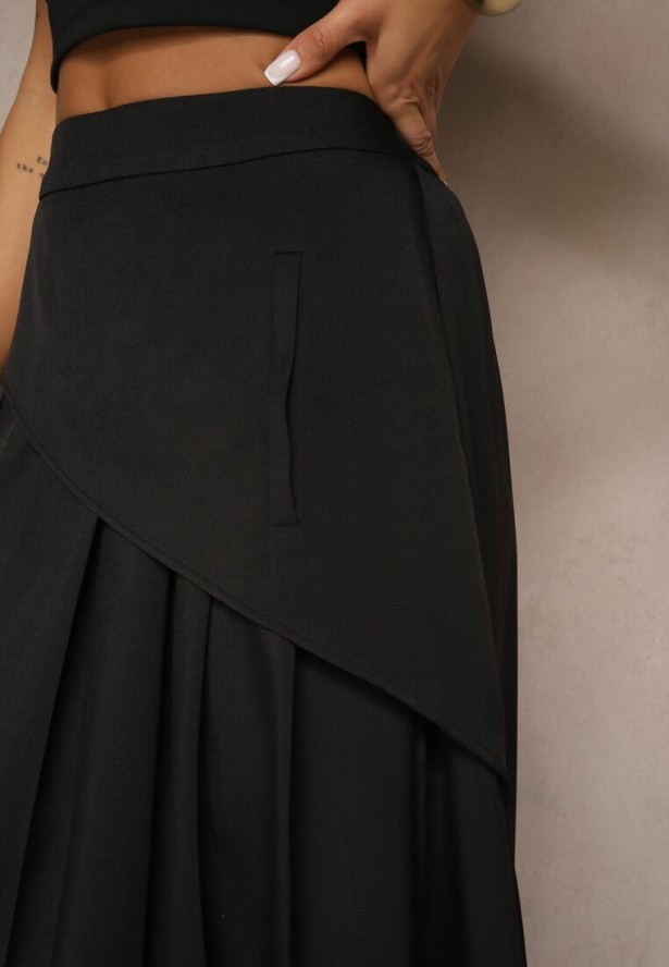 Czarna Asymetryczna Spódnica Plisowana z Bawełną i Wiskozą Natunelia