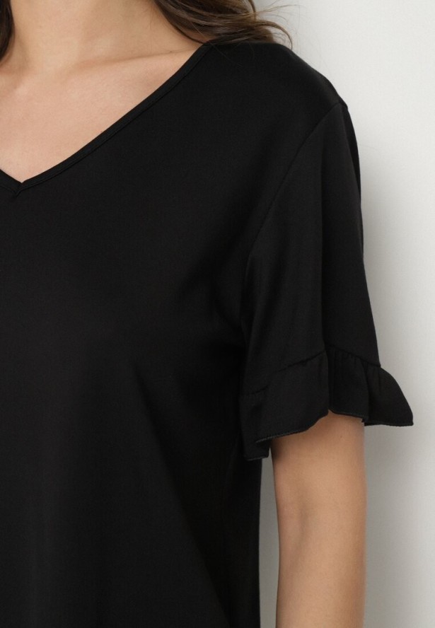 Czarna Bluzka z Dekoltem w Serek z Wiskozą Zdobiona Falbankami przy Rękawach Aliriva