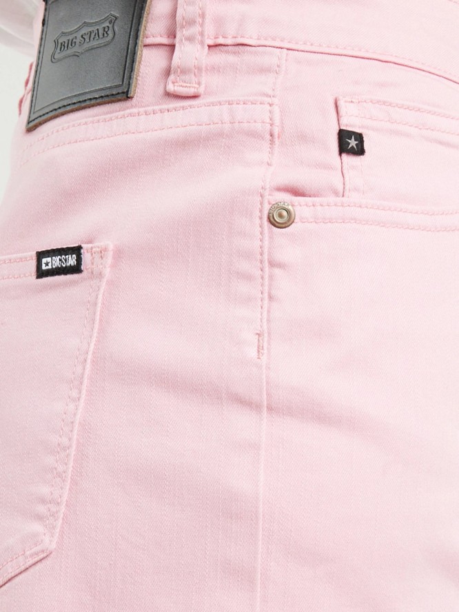 Szorty damskie jeansowe z surowym wykoŅczeniem różowe Alice 869