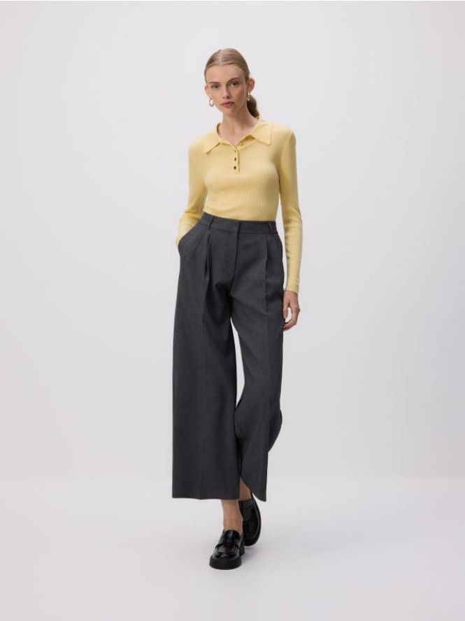 Sweter polo z wełną - jasnożółty