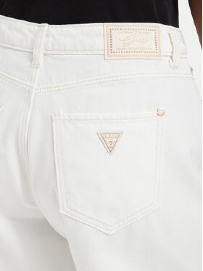 Guess Szorty jeansowe W6GD1A D0704 Biały Relaxed Fit