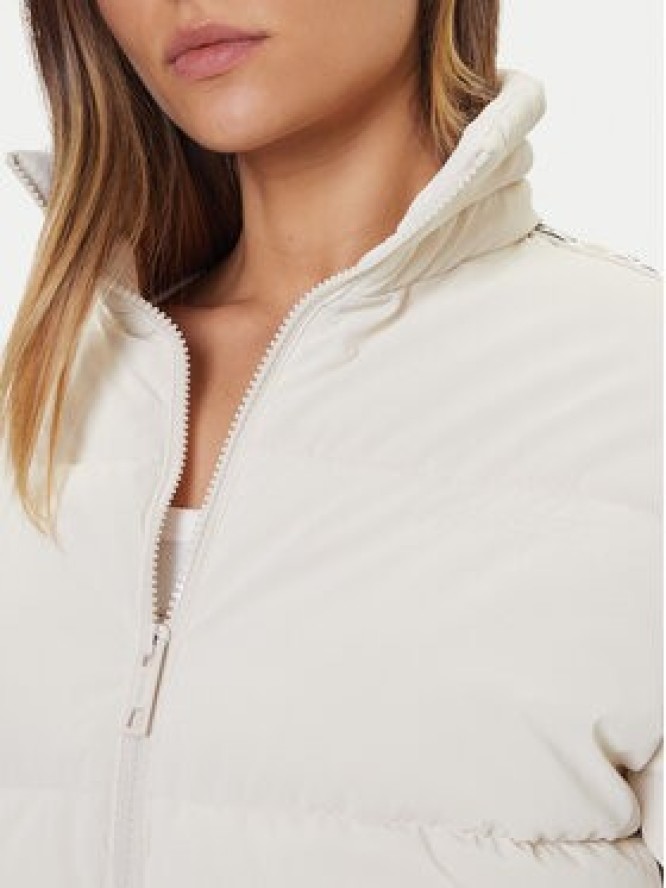 Guess Kurtka zimowa V5BL11 WGYC2 Écru Regular Fit