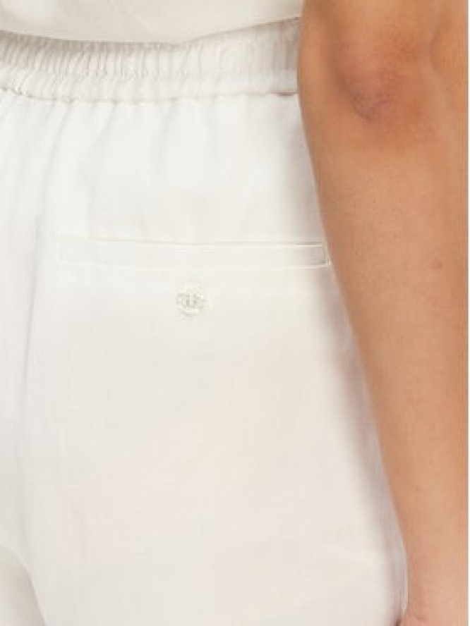 BOSS Bermudy 50537403 Biały Relaxed Fit