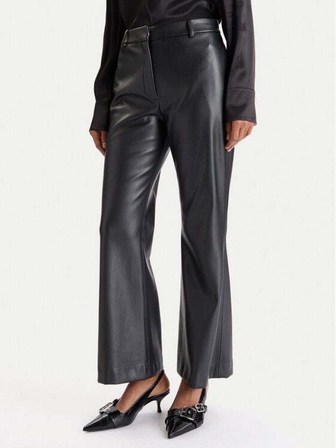 HUGO Spodnie z imitacji skóry Hamunelle-1 50546824 Czarny Flare Fit