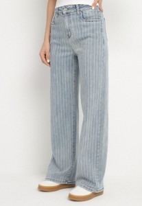 Niebieskie Szerokie Bawełniane Jeansy z Wysokim Stanem Ozdobione Cyrkoniami Armoi