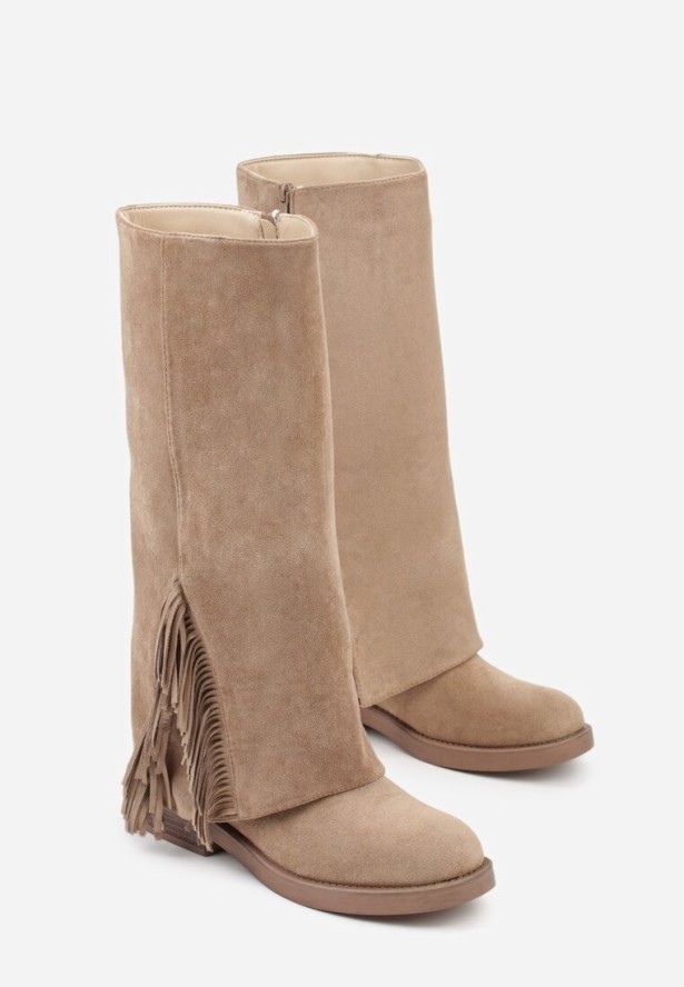 Ciemnobeżowe Kozaki Ozdobione Frędzlami i Wywiniętą Cholewką Reilevia