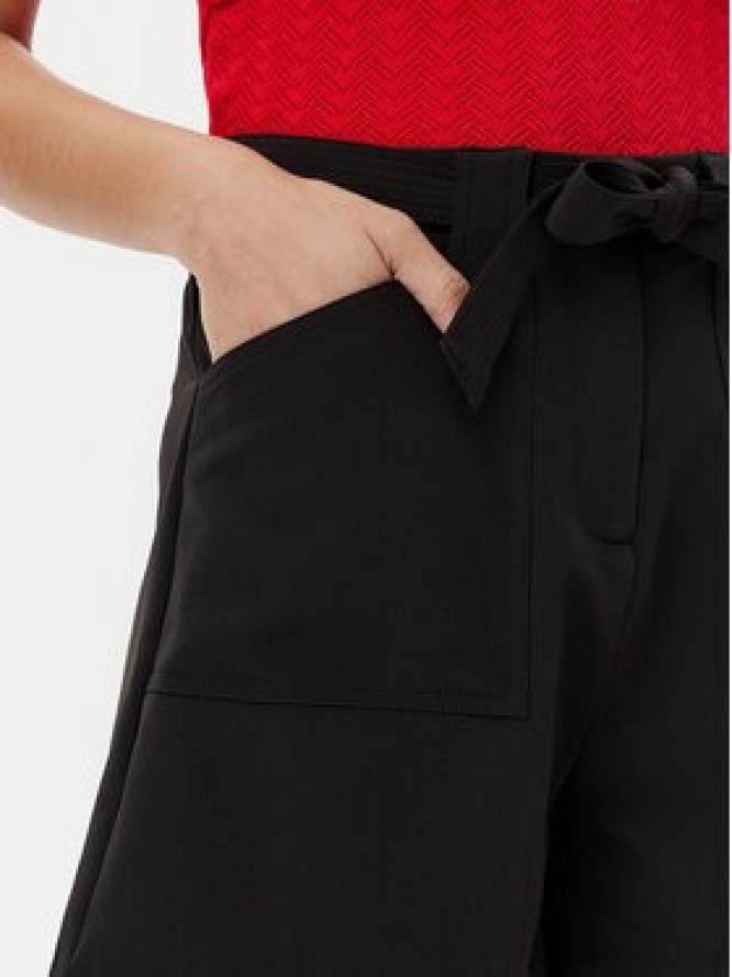 Guess Szorty materiałowe W5GD0I WH9Y2 Czarny Loose Fit